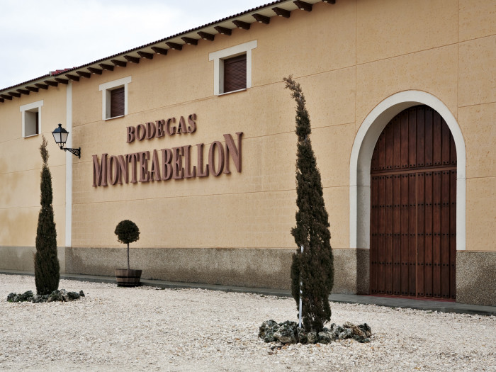 BODEGAS Y VIÑEDOS MONTEABELLÓN